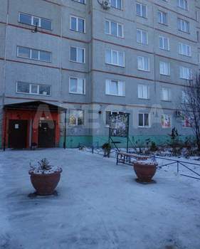 3-к квартира, вторичка, 63м2, 6/9 этаж