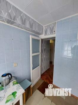 2-к квартира, вторичка, 42м2, 1/5 этаж