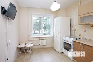 3-к квартира, вторичка, 63м2, 1/9 этаж