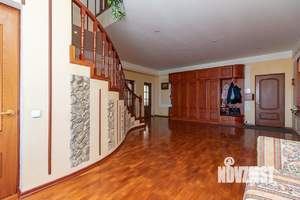 5-к квартира, вторичка, 262м2, 7/9 этаж