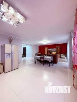 3-к квартира, вторичка, 122м2, 10/11 этаж