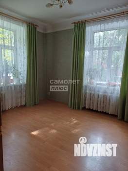 3-к квартира, вторичка, 64м2, 1/4 этаж