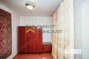 2-к квартира, вторичка, 37м2, 1/5 этаж