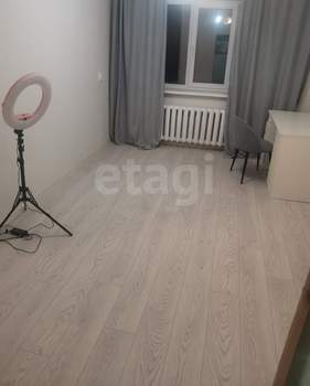 3-к квартира, вторичка, 83м2, 4/4 этаж