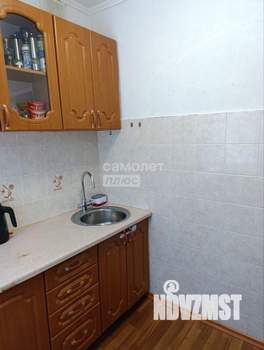 2-к квартира, вторичка, 44м2, 1/5 этаж