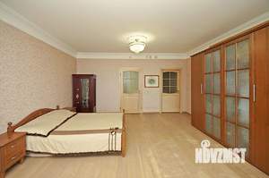 3-к квартира, вторичка, 148м2, 13/15 этаж