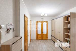 2-к квартира, вторичка, 53м2, 1/10 этаж