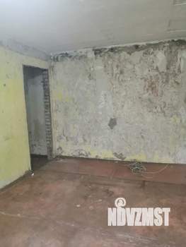 2-к квартира, вторичка, 44м2, 1/4 этаж