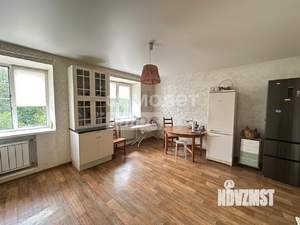 4-к квартира, вторичка, 106м2, 2/5 этаж