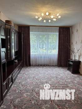 3-к квартира, вторичка, 63м2, 1/9 этаж