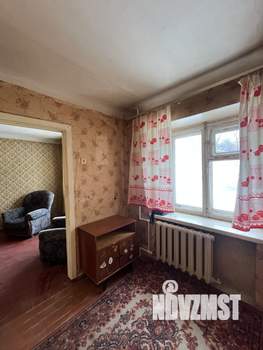 2-к квартира, вторичка, 42м2, 1/5 этаж