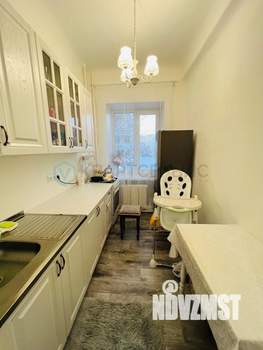 3-к квартира, вторичка, 70м2, 1/4 этаж