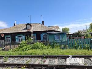 2-к квартира, вторичка, 42м2, 1/1 этаж