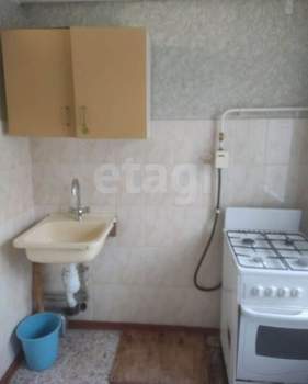 2-к квартира, вторичка, 44м2, 1/5 этаж