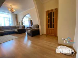 2-к квартира, вторичка, 60м2, 3/5 этаж