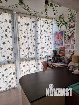 4-к квартира, вторичка, 64м2, 9/9 этаж