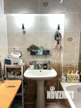 2-к квартира, вторичка, 62м2, 2/5 этаж