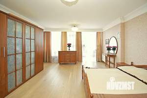 3-к квартира, вторичка, 148м2, 13/15 этаж