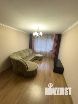 2-к квартира, вторичка, 54м2, 3/5 этаж