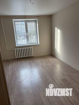 3-к квартира, вторичка, 60м2, 1/9 этаж