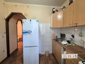 2-к квартира, вторичка, 45м2, 1/4 этаж