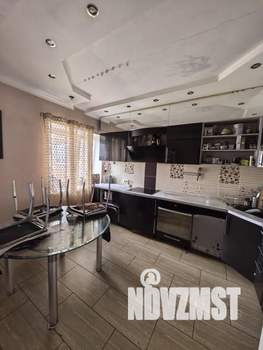 3-к квартира, вторичка, 106м2, 6/9 этаж