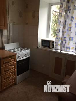 2-к квартира, вторичка, 42м2, 2/5 этаж