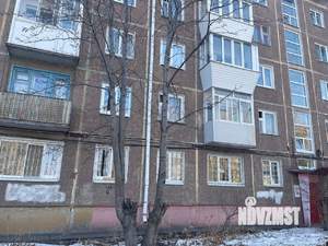 3-к квартира, вторичка, 50м2, 1/5 этаж