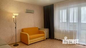 2-к квартира, вторичка, 52м2, 1/10 этаж