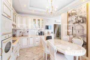 2-к квартира, вторичка, 103м2, 3/5 этаж