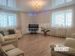 3-к квартира, вторичка, 102м2, 2/6 этаж