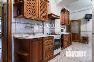 6-к квартира, вторичка, 164м2, 2/5 этаж