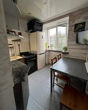 3-к квартира, вторичка, 58м2, 4/5 этаж