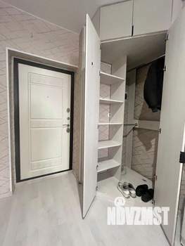 Студия квартира, вторичка, 27м2, 4/19 этаж