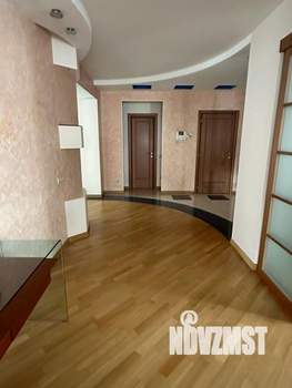 4-к квартира, вторичка, 171м2, 6/8 этаж
