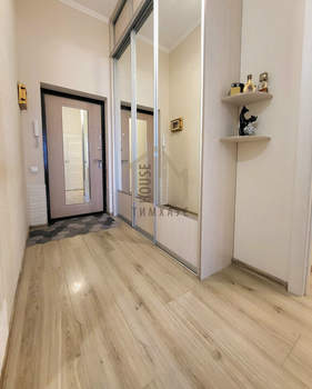 2-к квартира, вторичка, 68м2, 1/16 этаж