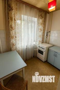 2-к квартира, вторичка, 42м2, 3/5 этаж