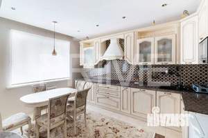 2-к квартира, вторичка, 78м2, 3/10 этаж