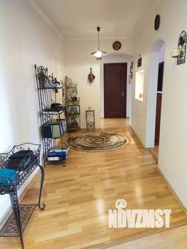 2-к квартира, вторичка, 66м2, 5/5 этаж