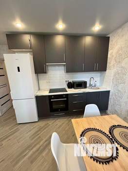 2-к квартира, вторичка, 65м2, 5/17 этаж