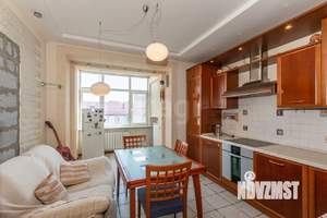 3-к квартира, вторичка, 120м2, 5/8 этаж