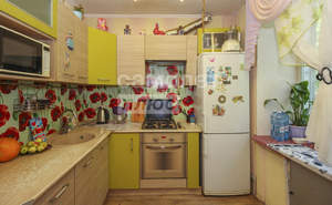 2-к квартира, вторичка, 57м2, 1/3 этаж