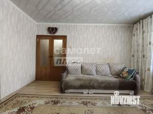 2-к квартира, вторичка, 63м2, 1/10 этаж