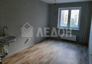 3-к квартира, вторичка, 76м2, 4/10 этаж