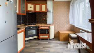 3-к квартира, вторичка, 58м2, 6/9 этаж