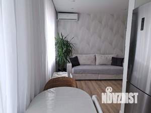 2-к квартира, вторичка, 42м2, 3/3 этаж