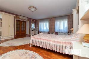 5-к квартира, вторичка, 262м2, 7/9 этаж