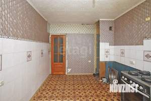 3-к квартира, вторичка, 63м2, 1/9 этаж
