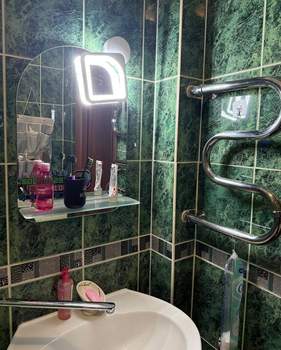 2-к квартира, вторичка, 53м2, 1/9 этаж