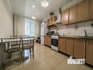 2-к квартира, вторичка, 72м2, 1/3 этаж